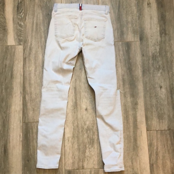 Tommy Hilfiger Light Wash Distressed Skinny Jeans - Picture 5 of 7
